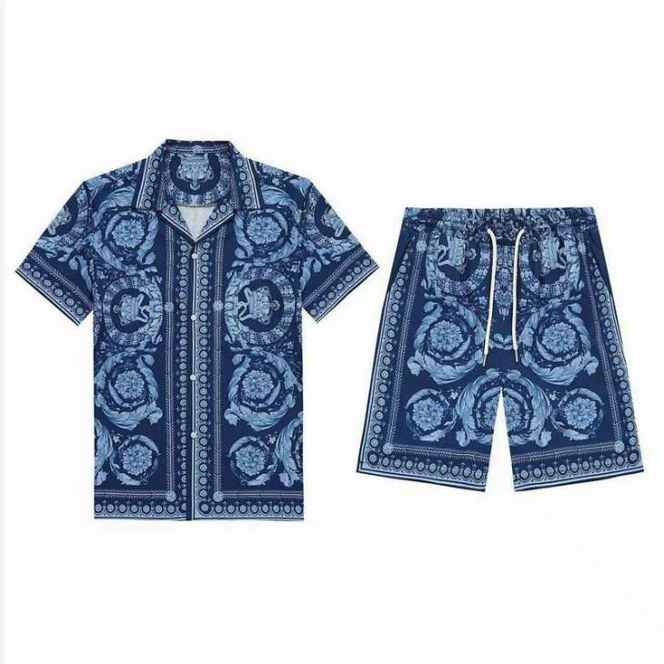 Picture of Versace Shirt Pant Suits _SKUVersaceM-3XL8qx40824929